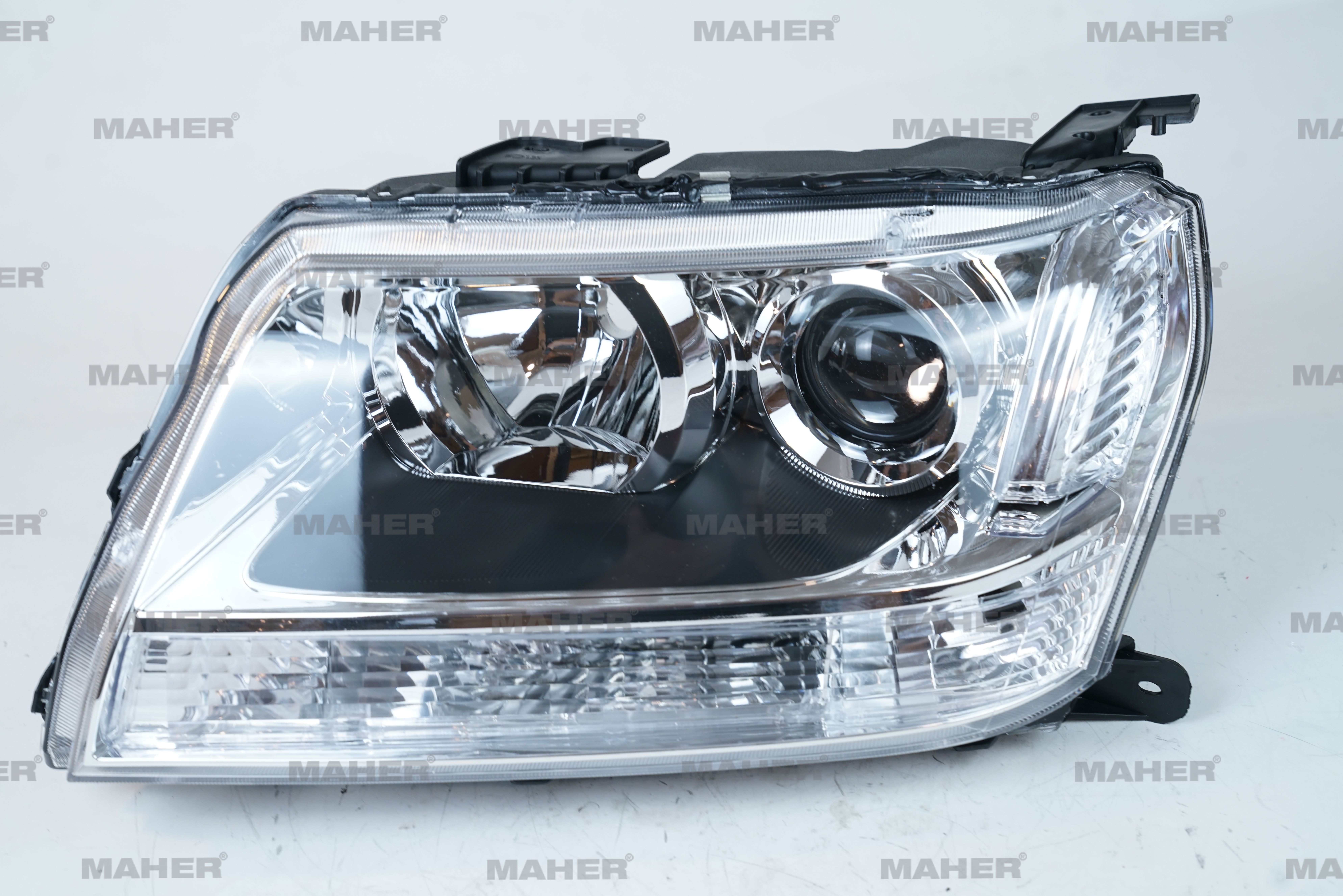 Suzuki Vitara Sol Aydınlatma 2005-2012 Suzuki Vitara Sol Aydınlatma 2005-2012
